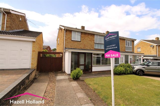 3 bed property, in Azalea Drive, £425,000
