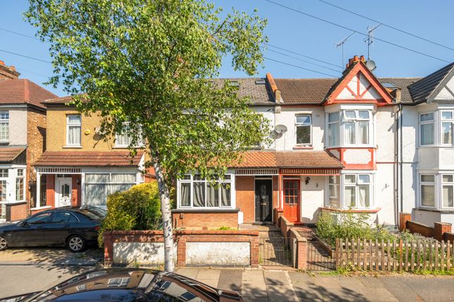4 bed property, in Bolton Road, £675,000