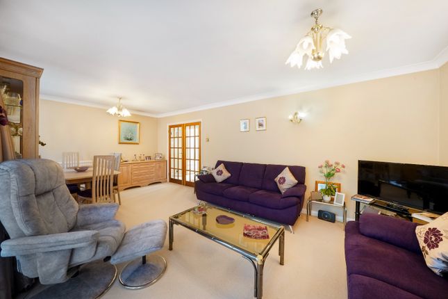 2 bed property, in Derby House, £415,000