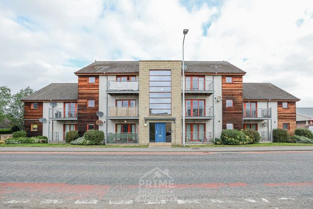 2 bed property, in 5 Pine Court, £120,000