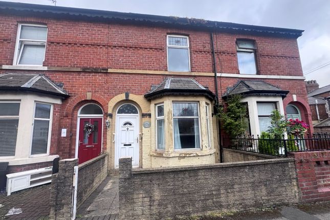 2 bed property, in 27 North Albion Street, £65,000