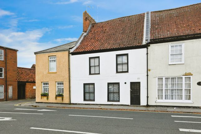 3 bed property, in Church Street, £250,000