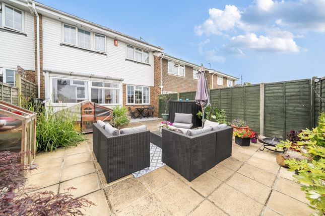 3 bed property, in East Street, £370,000