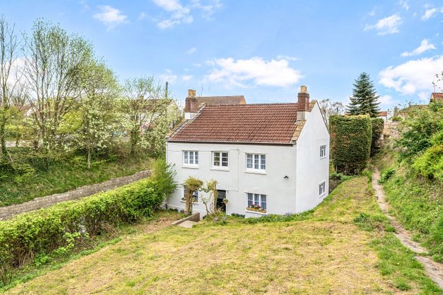 4 bed property, in Glastonbury, £425,000
