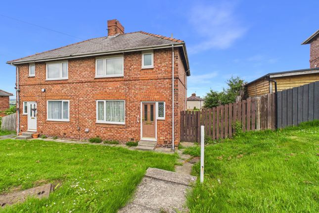 3 bed property, in Milton Road, £125,000