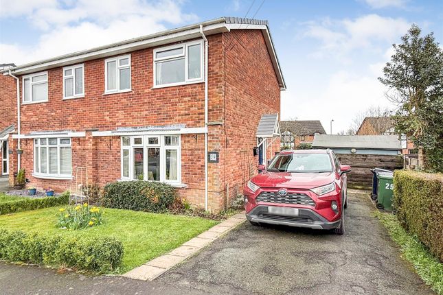3 bed property, in Rosehill Drive, £245,000