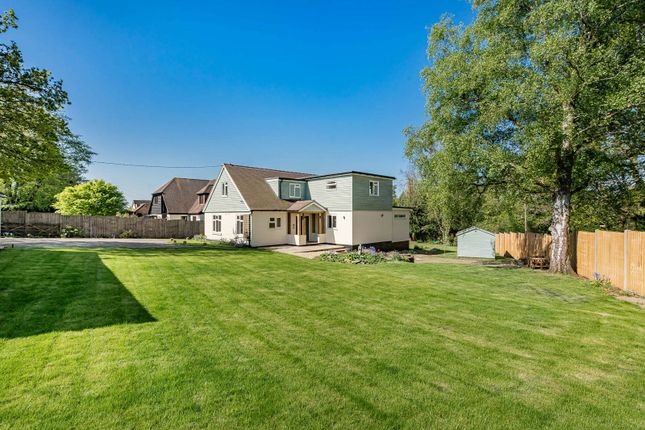 4 bed property, in Windsor Road, £950,000