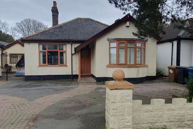2 bed property, in 182 High Street, £158,000