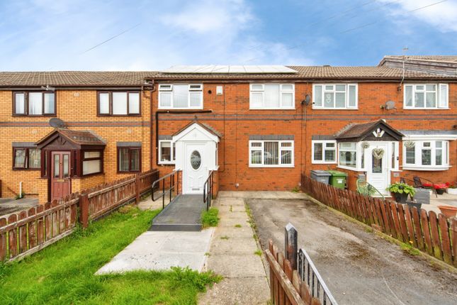 3 bed property, in Bramblewood Close, £130,000