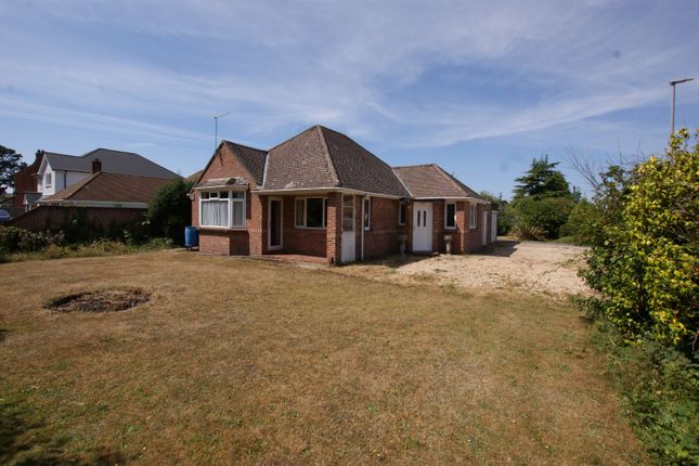 3 bed property, in Highfield Road, £425,000