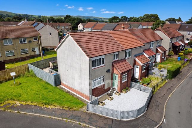 3 bed property, in Ladeside Court, £115,000