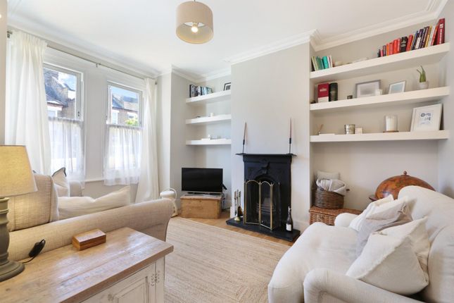 2 bed property, in Trilby Road, £675,000