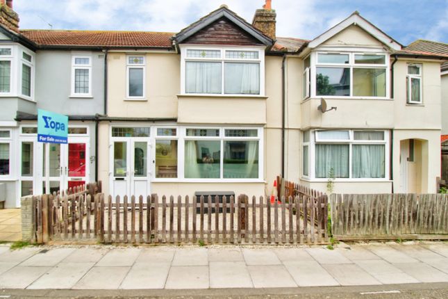 3 bed property, in Mildmay Road, £450,000