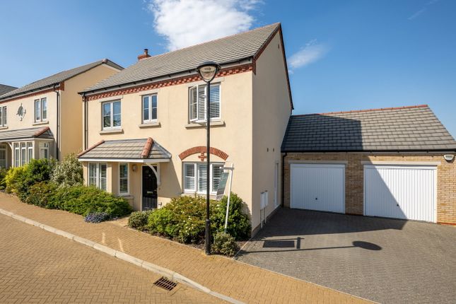 4 bed property, in Helena Crescent, £650,000