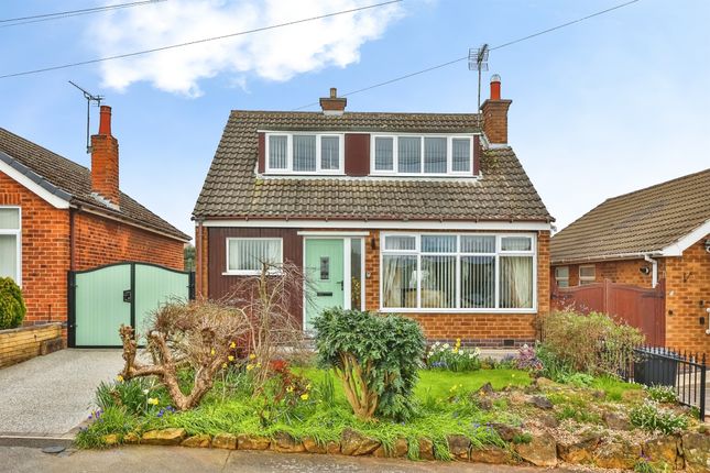 3 bed property, in Carters Wood Drive, £300,000