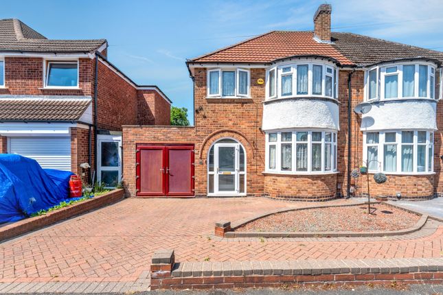 3 bed property, in Wheatmoor Rise, £355,000
