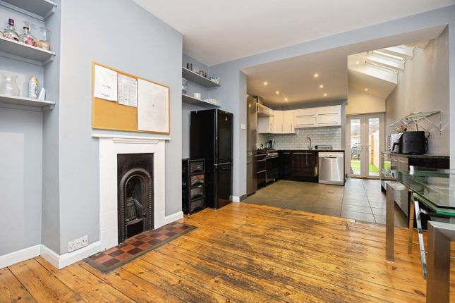 4 bed property, in Artillery Terrace, £775,000