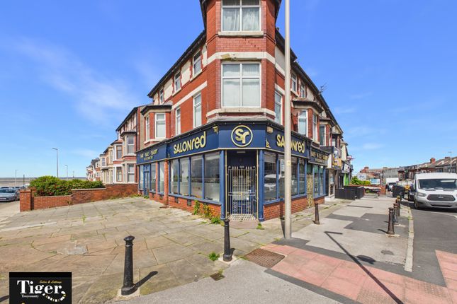 4 bed property, in Warley Road, £220,000
