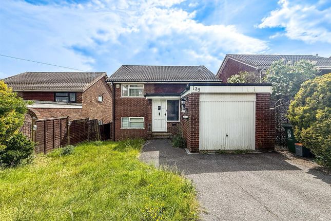 4 bed property, in Hill Road, £450,000