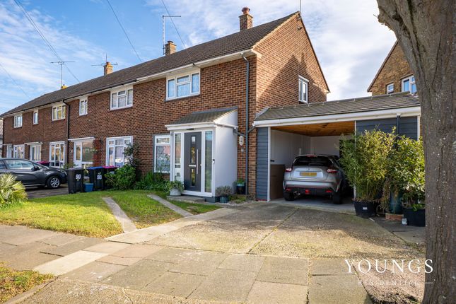 2 bed property, in Flemming Crescent, £375,000