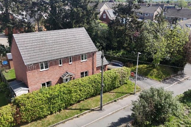 3 bed property, in Middleton Road, £325,000