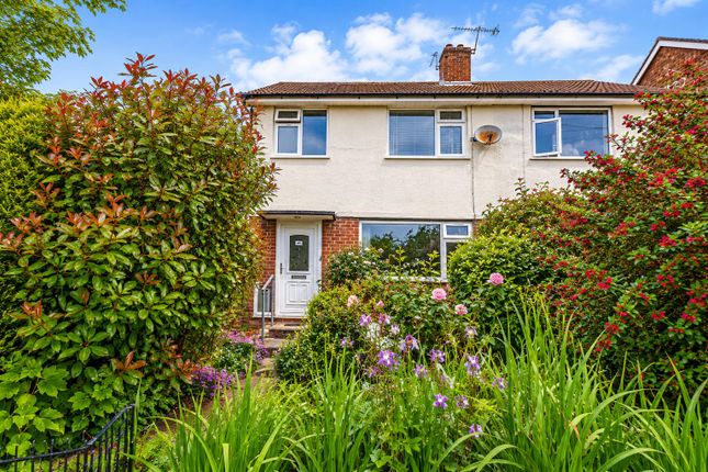 3 bed property, in Fairstone Close, £240,000