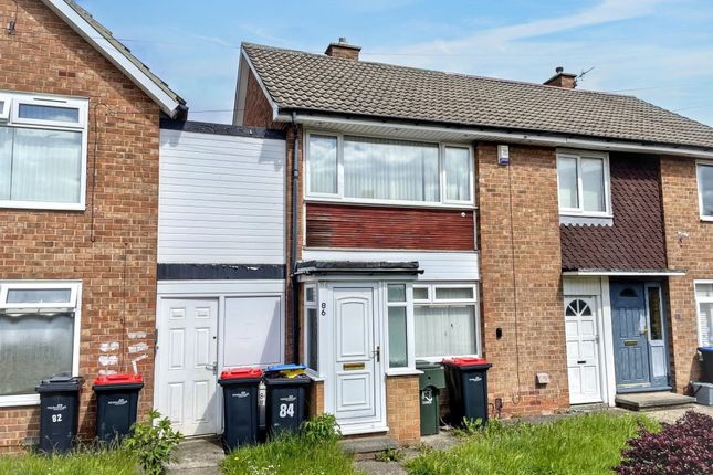 2 bed property, in 86 Darnton Drive, £40,000