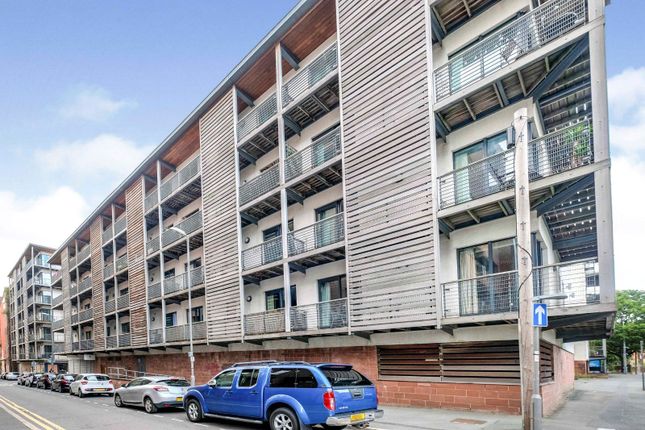 2 bed property, in Cornhill, £140,000