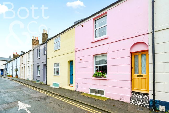 2 bed property, in Foundry Street, £525,000