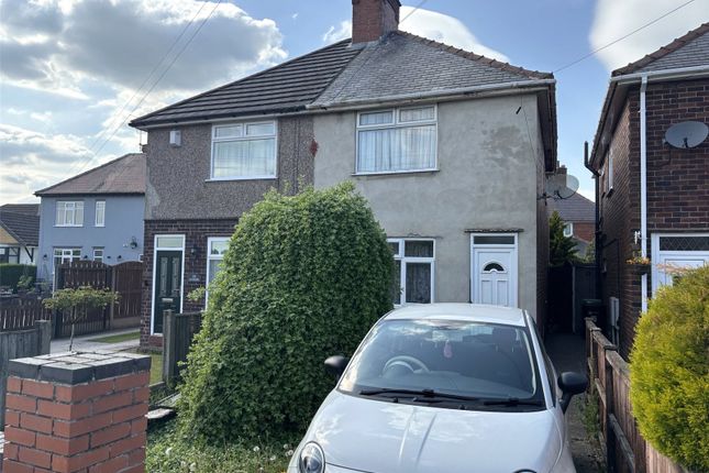 3 bed property, in Peveril Drive, £90,000