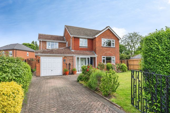 4 bed property, in Mytchett, £650,000