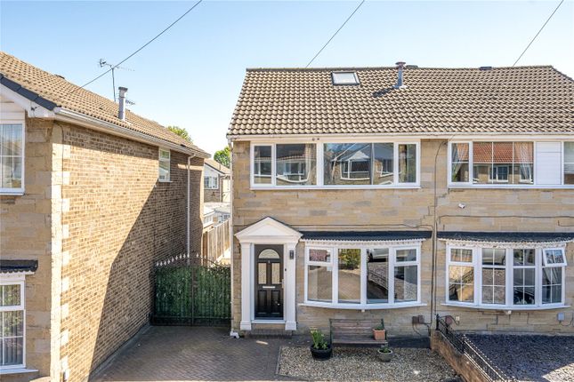 4 bed property, in Hillside View, £340,000
