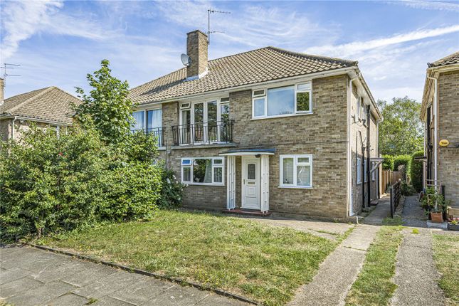2 bed property, in Shaef Way, £550,000