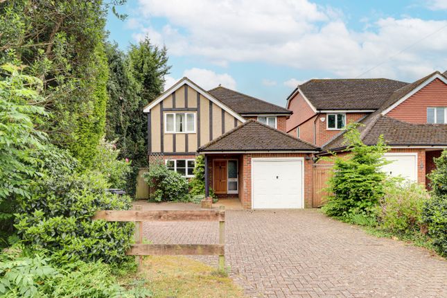 4 bed property, in Lybury Lane, £925,000