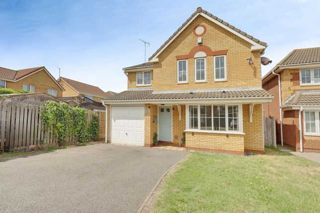 4 bed property, in Wicklow Walk, £500,000