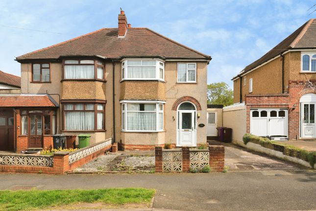3 bed property, in Eccleshall Avenue, £200,000