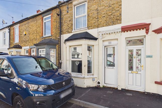3 bed property, in Jefferson Road, £150,000