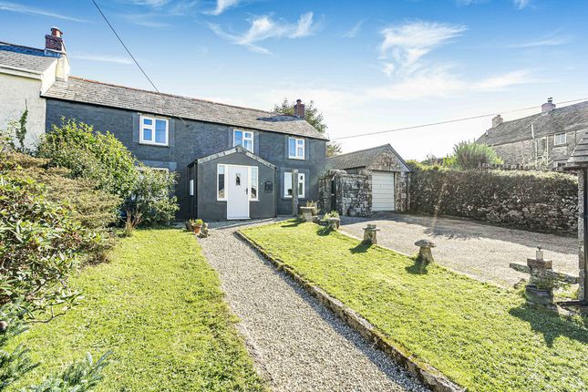4 bed property, in The Row, £400,000