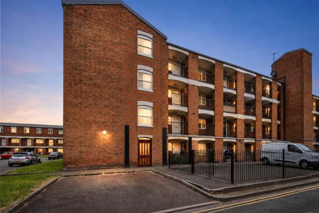 1 bed property, in Abbey Street, £55,000
