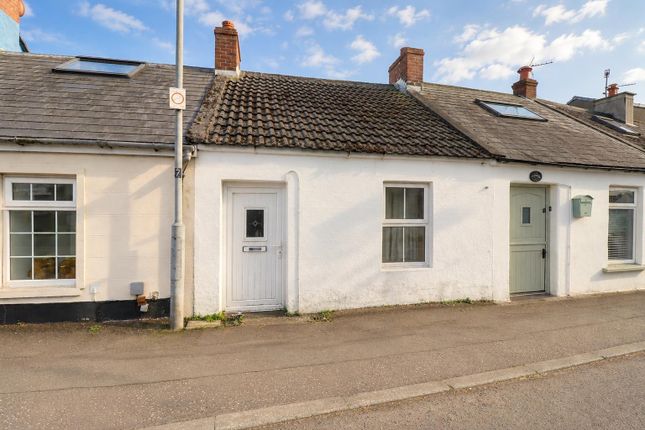1 bed property, in 52 High Street, £69,950
