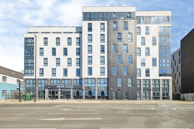 1 bed property, in Opto Student Newcastle, £90,000