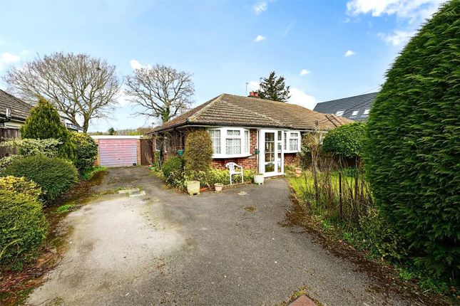 2 bed property, in Hazel Road, £450,000