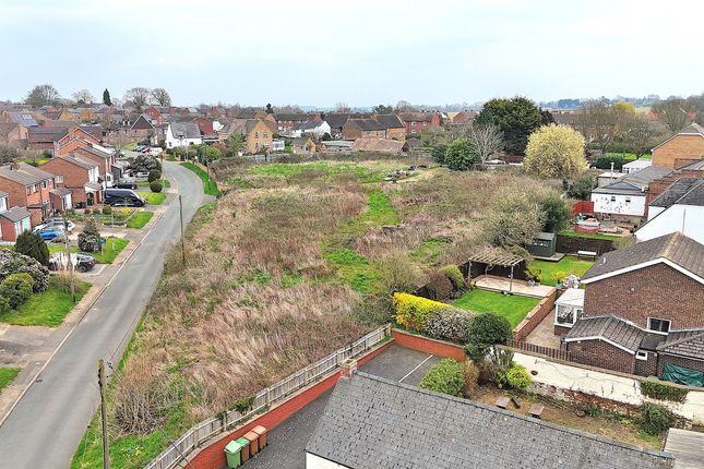 Land, in Kings Lane, £250,000