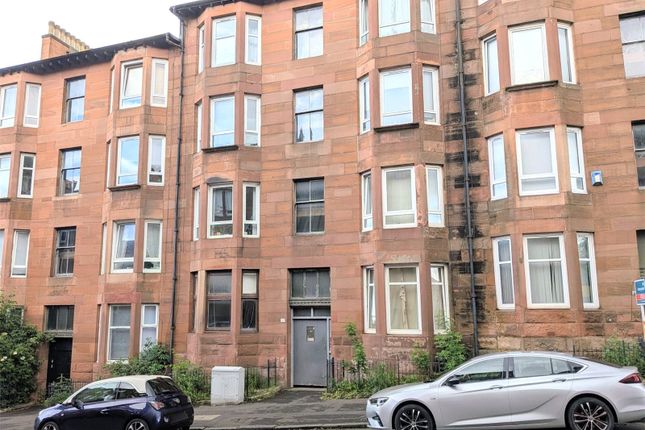 1 bed property, in Aberfoyle Street, £80,000