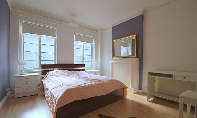 1 bed property, in Rossmore Court, £579,000