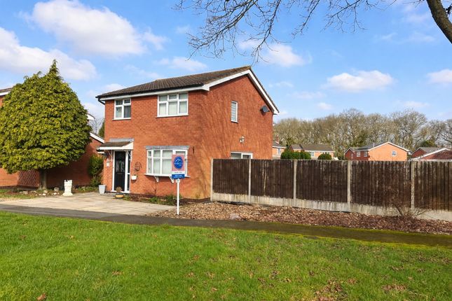 3 bed property, in 19 Astill Lodge Road, £280,000