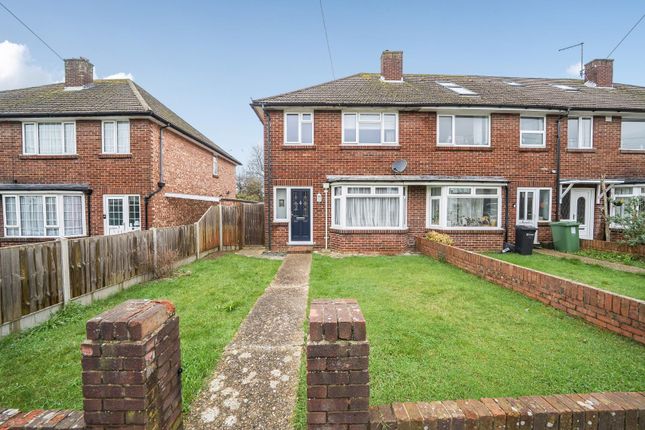 3 bed property, in Invergordon Avenue, £350,000