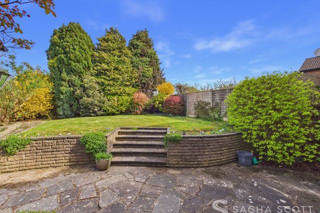 4 bed property, in Osier Way, £675,000