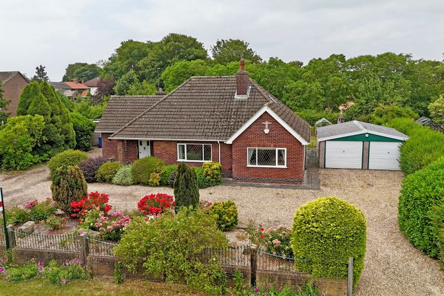 5 bed property, in Grovewood Road, £425,000