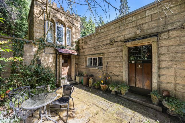 5 bed property, in Ripplesmere, £600,000